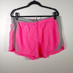 0003 Danskin Now Hot Pink short shorts